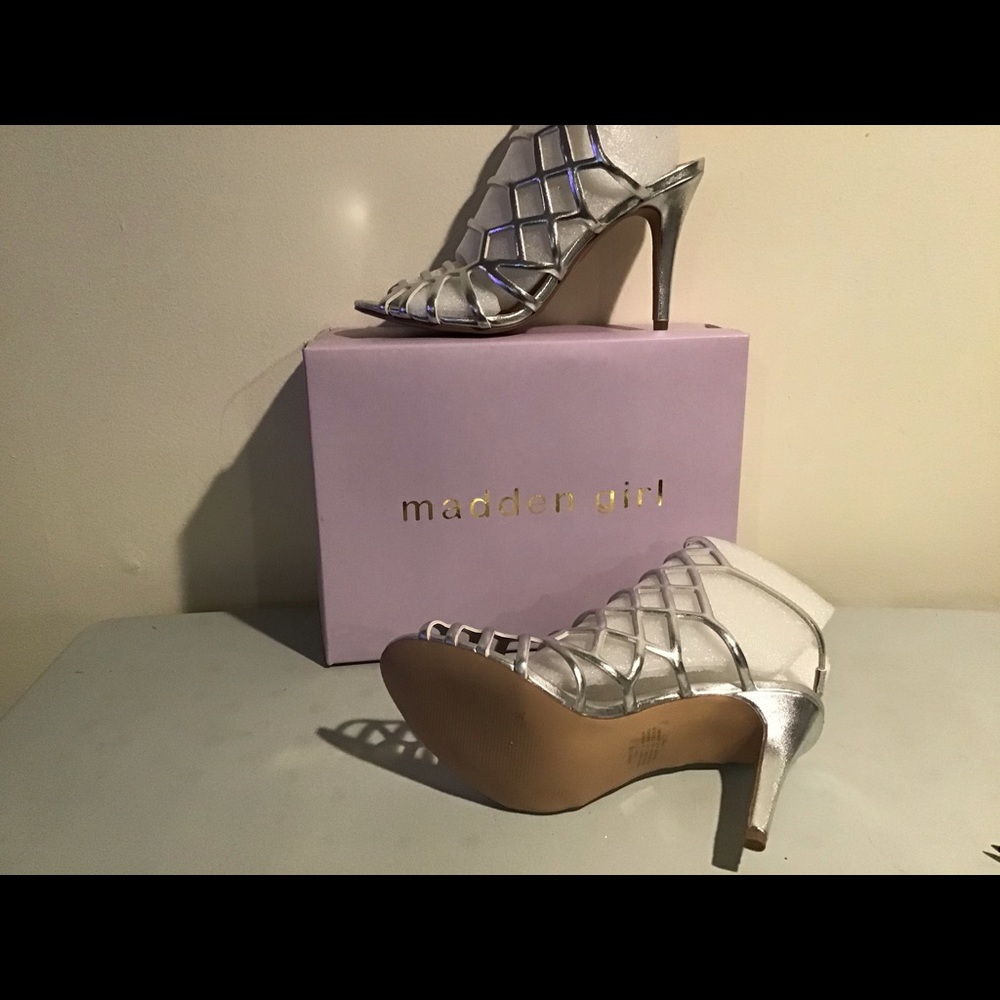 Silver Sandals - image 3